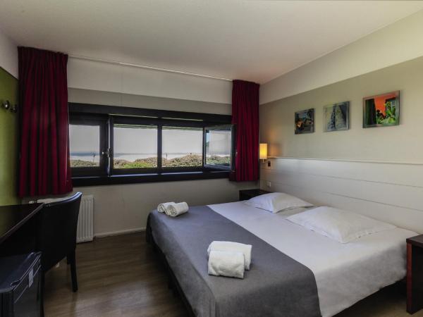 Belambra Clubs Anglet - La Chambre d'Amour : photo 1 de la chambre appartement - vue sur mer