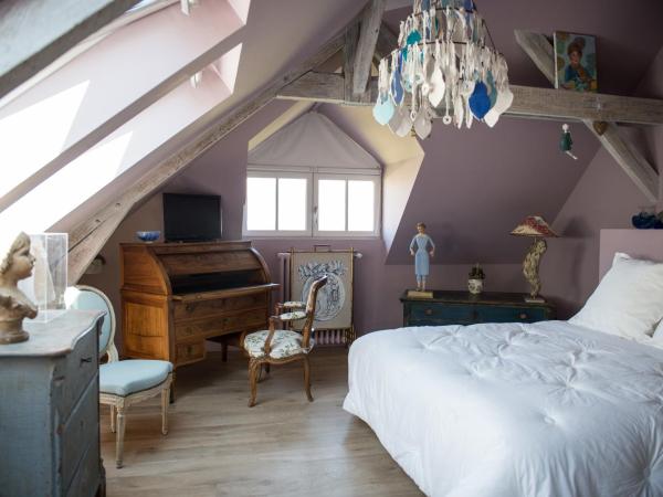 Logis Saint-Léonard : photo 4 de la chambre chambre double - mansardée