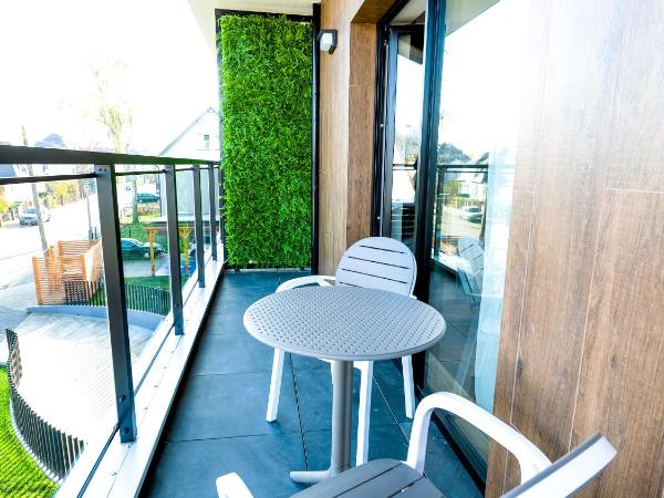 Aparthotel Green Concrete - nowy, ekologiczny hotel w Świnoujściu, Darmowy Bus Na Plażę, Free Shuttle Bus : photo 4 de la chambre studio avec balcon
