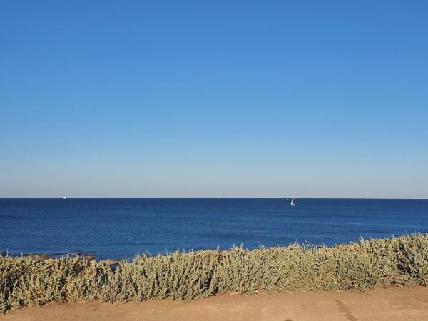 La Vigie Vacances : photo 6 de la chambre studio - rez-de-chaussée - vue sur mer