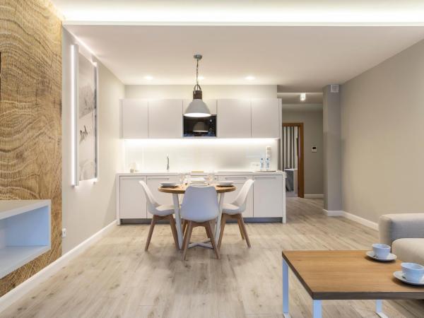 Royal Hill Residence : photo 3 de la chambre appartement avec terrasse