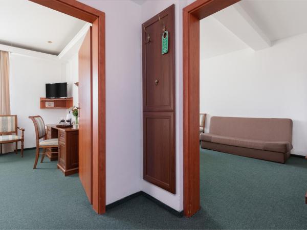 Hotel Artur : photo 2 de la chambre chambre familiale