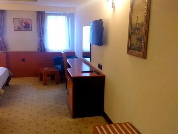 ZEO HOTEL merter : photo 9 de la chambre chambre familiale