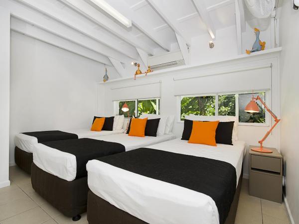 By The Sea Port Douglas : photo 6 de la chambre hébergement canopée