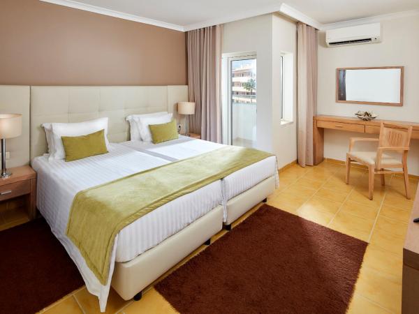 Santa Eulalia Hotel & Spa : photo 1 de la chambre suite