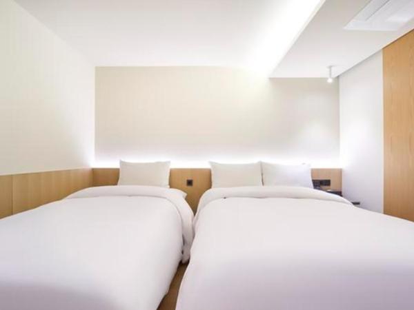 Hotel TARA : photo 1 de la chambre chambre familiale deluxe