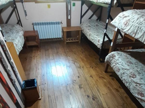 Hostel Los Coihues : photo 2 de la chambre lit dans dortoir 6 lits