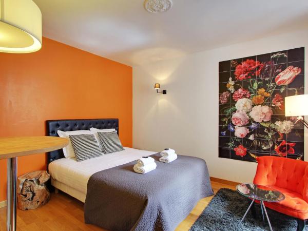 Short Stay Group Museum View Serviced Apartments : photo 2 de la chambre studio de luxe (2 adultes)