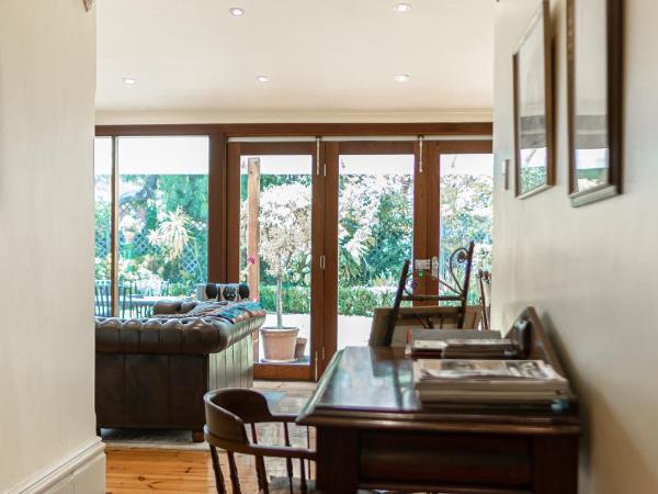 North Adelaide Heritage Cottages & Apartments : photo 9 de la chambre appartement bishop de 2 chambres