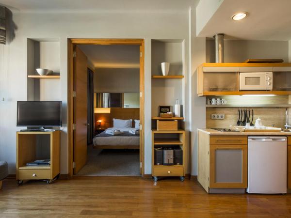 Taxim Suites Residences Istanbul : photo 5 de la chambre suite parc - vue sur parc taksim