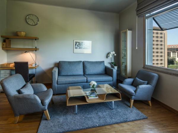 Taxim Suites Residences Istanbul : photo 7 de la chambre suite parc - vue sur parc taksim