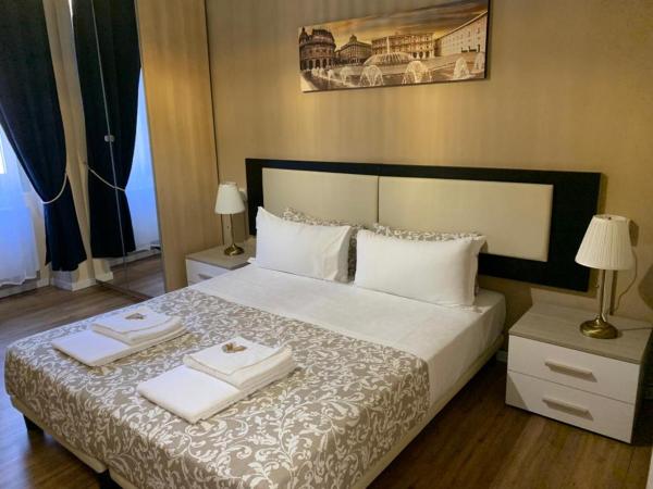 Domus La Foce Hotel Self check in : photo 8 de la chambre chambre double ou lits jumeaux avec salle de bains privative