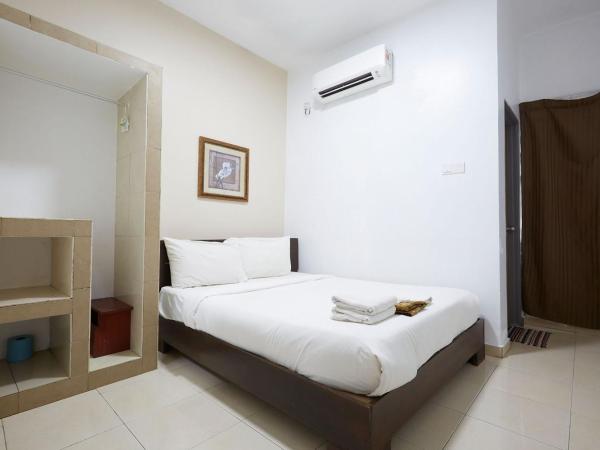 Mawar Villa, Batu Hitam : photo 2 de la chambre chambre lit queen-size deluxe