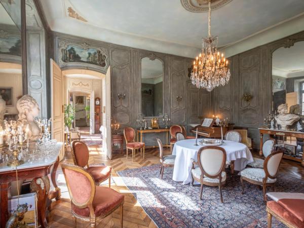 L'Hotel de Panette, Un exceptionnel château en ville - Cathédrale : photo 2 de la chambre suite prince charles de bourbon