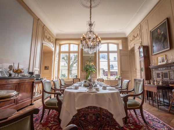 L'Hotel de Panette, Un exceptionnel château en ville - Cathédrale : photo 9 de la chambre chambre double « picard de phélippeaux »