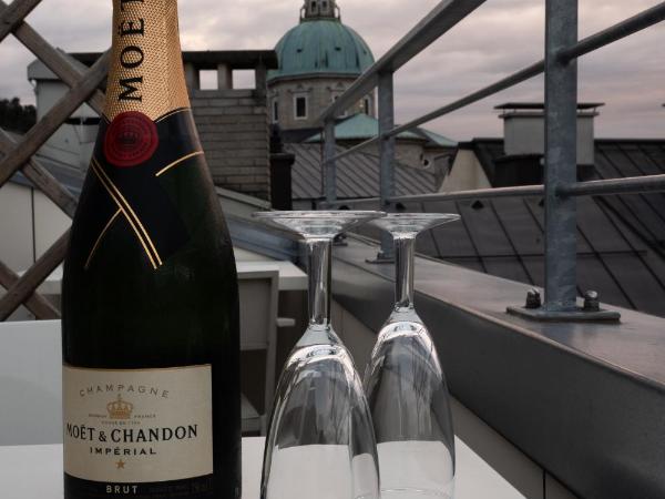 Altstadthotel Kasererbräu : photo 5 de la chambre suite avec vue sur la forteresse