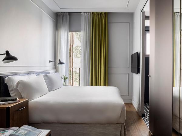 TÓTEM Madrid, a Small Luxury Hotel of the World : photo 2 de la chambre petite chambre double