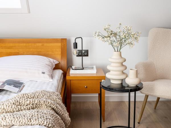 Willa Bór : photo 2 de la chambre chambre double ou lits jumeaux avec douche