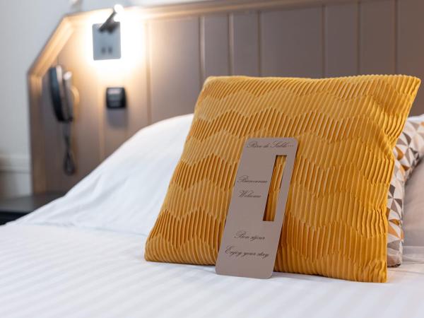 Logis Hôtel Rêve de Sable : photo 10 de la chambre chambre double avec terrasse - vue sur jardin