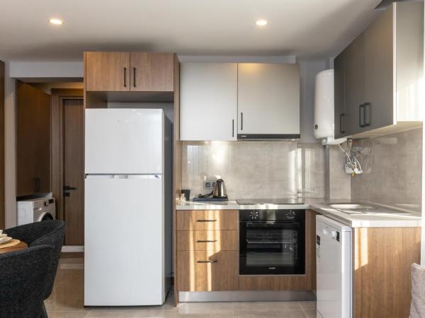 BİSUİTES : photo 4 de la chambre chambre double ou lits jumeaux avec terrasse