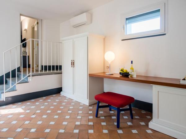 Relais Regina Giovanna : photo 8 de la chambre appartement 1 chambre - bâtiment séparé