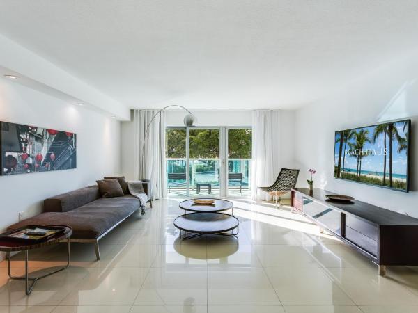 Beach Haus Bal Harbour : photo 4 de la chambre chambre avec balcon