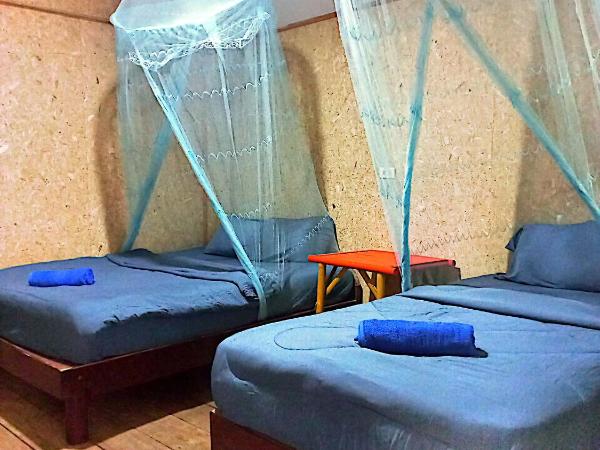 Lanta Maikeaw Bungalow : photo 4 de la chambre chambre triple - vue sur jardin