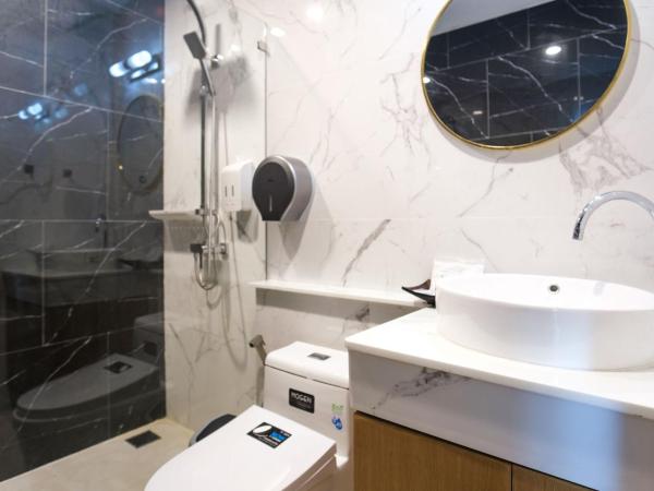 Cliff Lanta Suite-Koh Lanta Krabi : photo 9 de la chambre chambre double deluxe avec balcon - vue sur mer