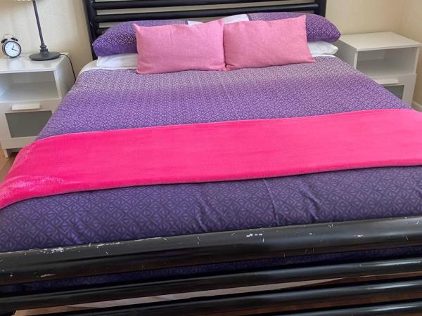 Streatham Common Bed & Breakfast : photo 1 de la chambre chambre double avec salle de bains privative