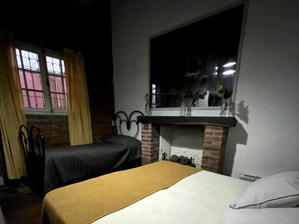 Punto Salta Hostel : photo 2 de la chambre chambre triple avec salle de bains commune