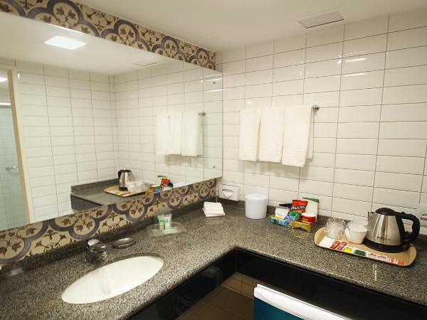 Holiday Inn Fortaleza, an IHG Hotel : photo 5 de la chambre luxueuse chambre king avec balcon