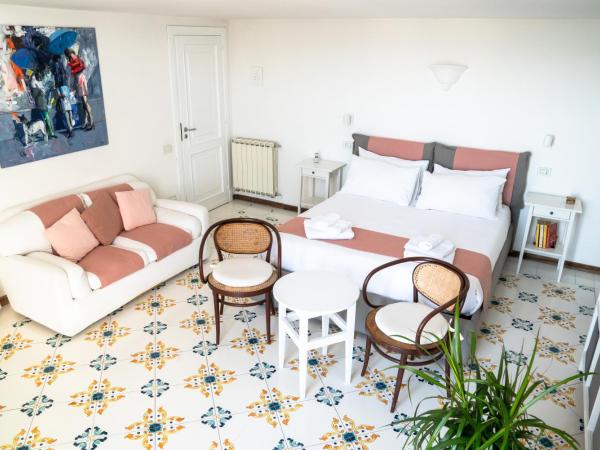 Le Stanze di Sissi - Luxury Suites : photo 3 de la chambre chambre double deluxe - vue sur mer