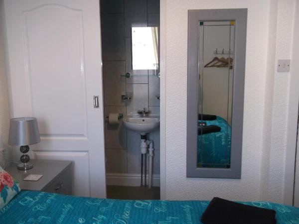 Holmeleigh Hotel : photo 8 de la chambre chambre double avec salle de bains privative
