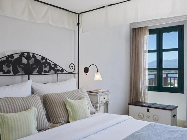 Creta Maris Resort : photo 3 de la chambre chambre deluxe - vue sur mer