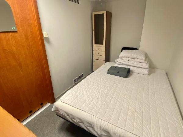 Hostel WAWA More : photo 3 de la chambre petite chambre double