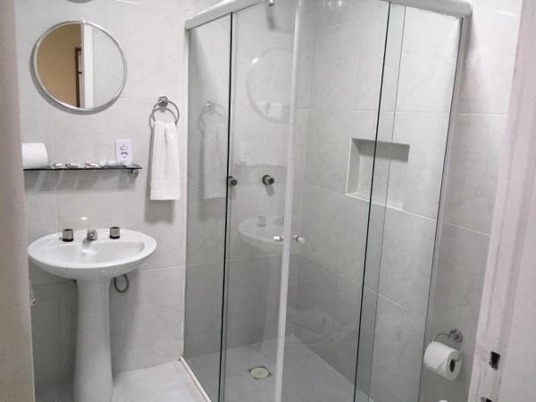 Hotel Estação Express : photo 6 de la chambre chambre lits jumeaux