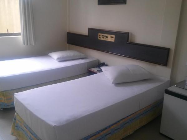 Hotel Estação Express : photo 4 de la chambre chambre lits jumeaux