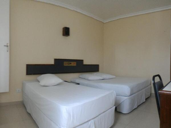 Hotel Estação Express : photo 8 de la chambre chambre quadruple