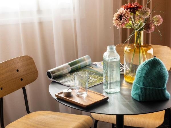 Best Western Plus Hotel Cargo : photo 8 de la chambre chambre lit queen-size supérieure - non-fumeurs