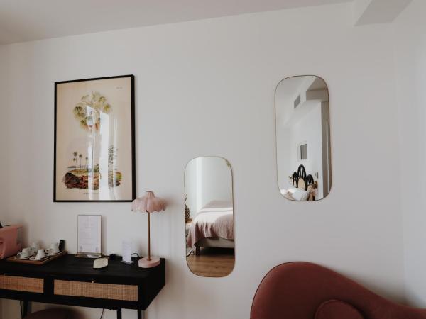 Rose Thé : photo 9 de la chambre chambre double avec jacuzzi et terrasse privée