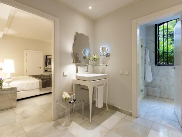 Hospes Palacio de los Patos, a Member of Design Hotels : photo 2 de la chambre chambre lit king-size supérieure