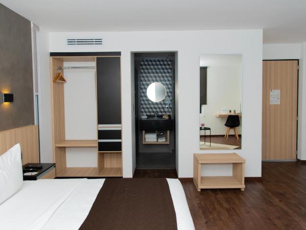 Fato Hotel : photo 2 de la chambre chambre lit king-size supérieure