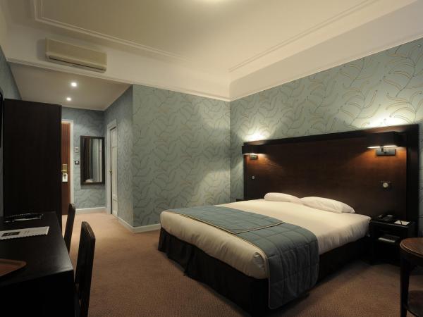 Le Grand Hotel : photo 3 de la chambre chambre double ou lits jumeaux supérieure