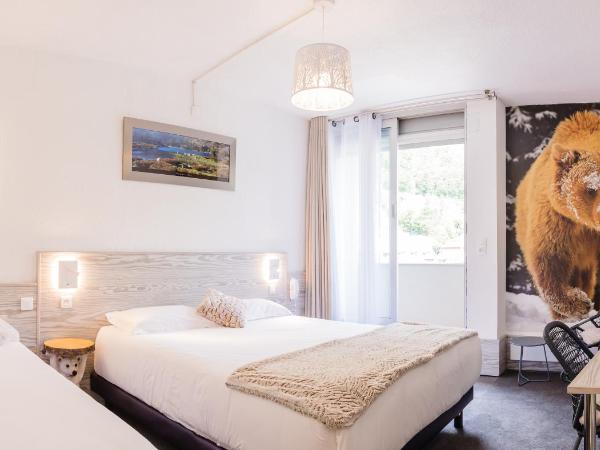 Hôtel-Résidence Le Lys : photo 2 de la chambre chambre triple