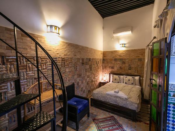 Riad Dar Hidaya Fes : photo 1 de la chambre chambre triple de luxe