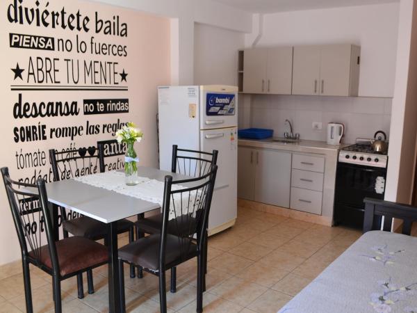 La Boedo Apart Hotel : photo 1 de la chambre appartement avec vue sur la montagne