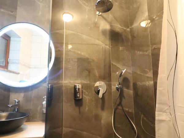 Villa Sojat : photo 2 de la chambre chambre double avec balcon - vue sur mer