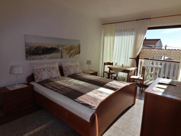 Villa Sojat : photo 9 de la chambre chambre familiale - vue sur mer