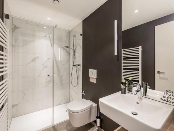 limehome Düsseldorf Stresemannstraße - Digital Access : photo 5 de la chambre suite avec balcon