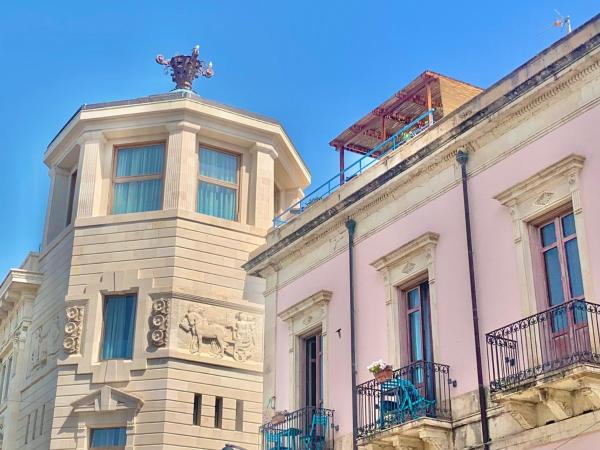 Hotel Posta : photo 5 de la chambre grande chambre - vue sur port